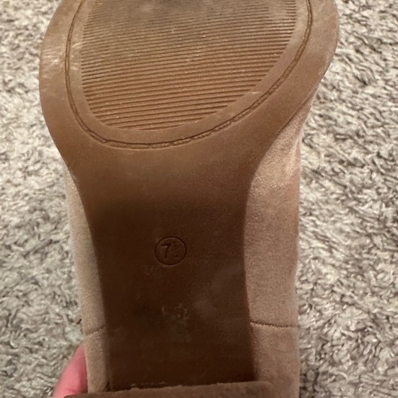 Booties size 7.5 - Picture 3 of 3